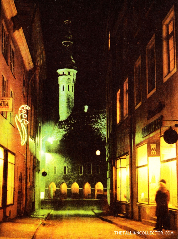 town.hall.bynight